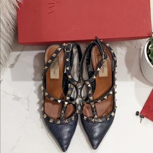 Valentino Rockstud Pumps T-Strap Heels